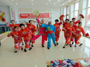 内蒙古赤峰市林西县兴安社区：文化互嵌石榴红 同心共筑幸福家