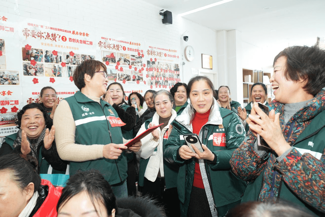 成都市成华区东林社区：善网织就幸福网 红花映亮治理路