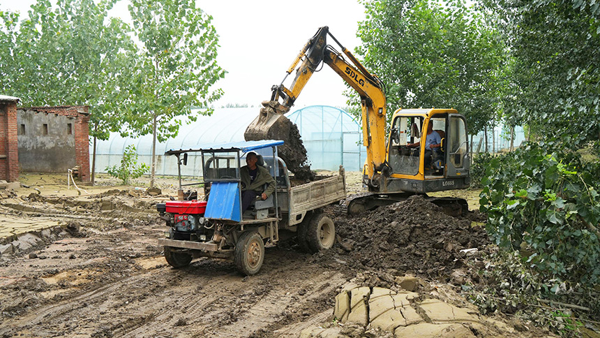 确保冬小麦顺利播种 河北涿州农田排涝清淤进行时