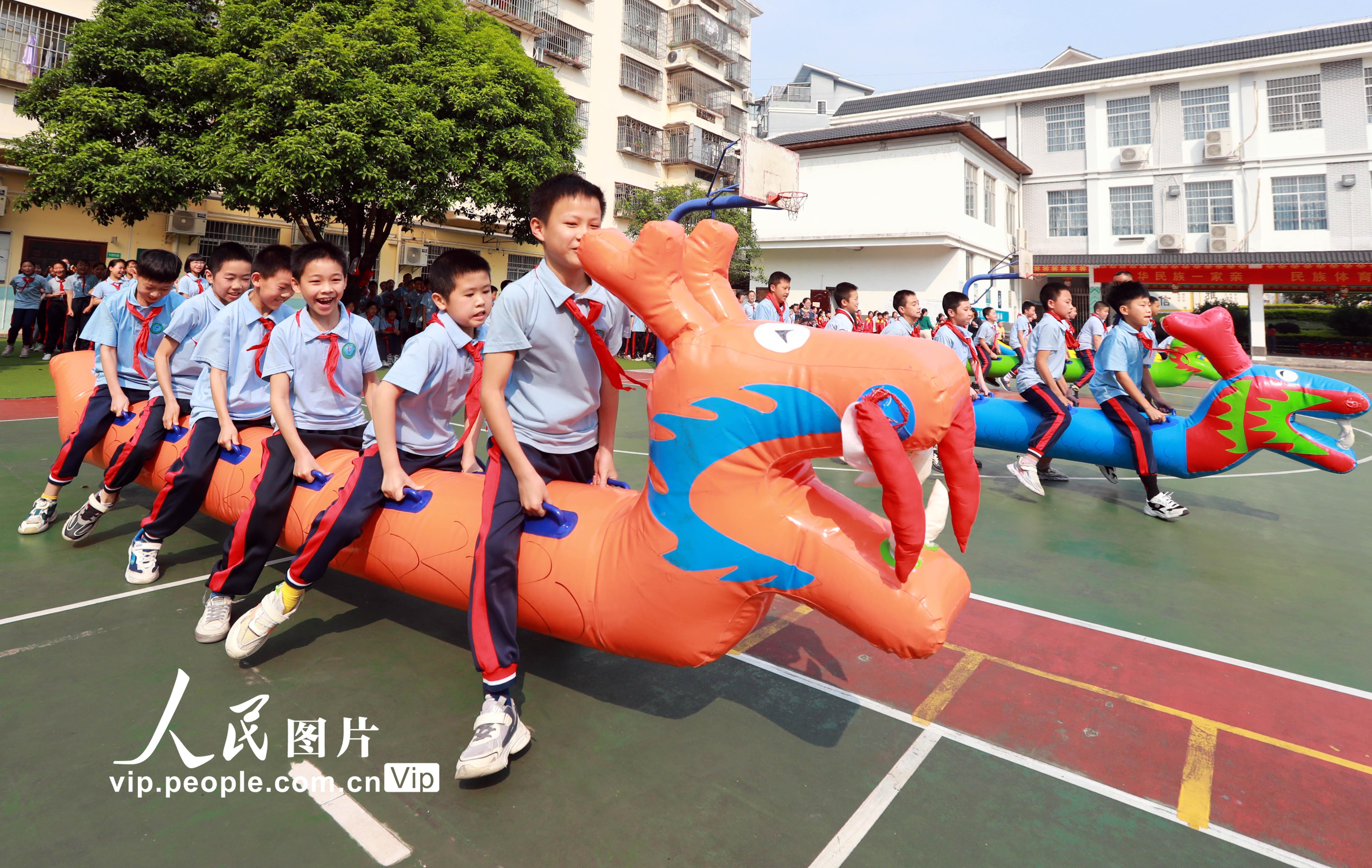 广西恭城：特色体育进校园