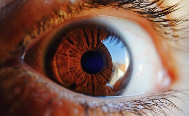警惕儿童正常视力下隐藏的眼部疾病