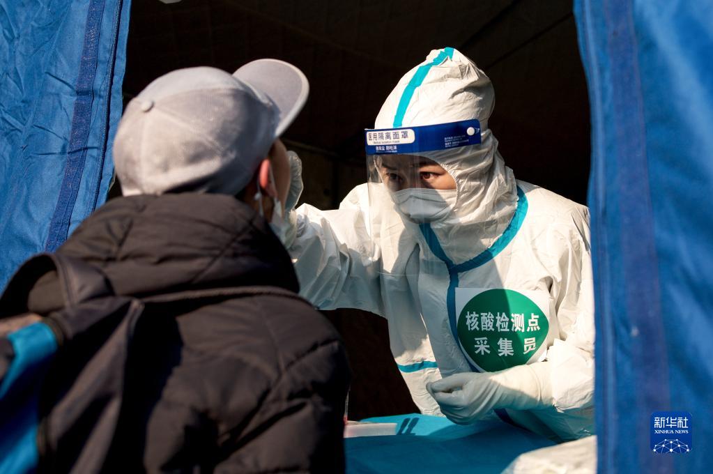 青海西宁市城西区和湟源县开展全员核酸检测