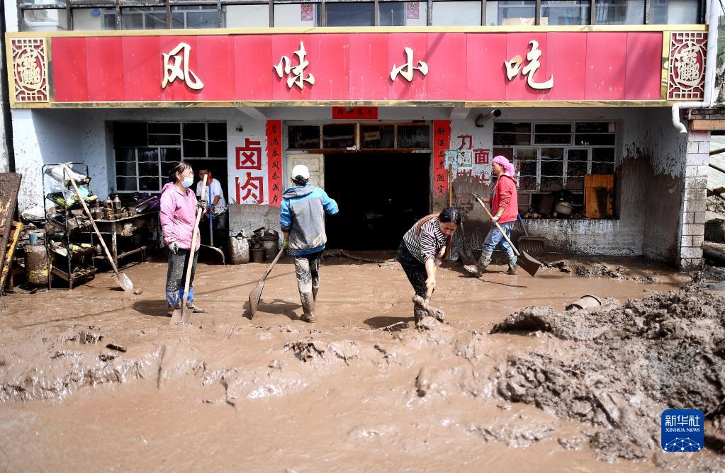 青海大通县山洪灾害死亡人数上升至16人 另有36人失联