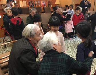安徽推进构建15分钟养老服务圈 实施“皖伴计划”关爱80岁以上独居老人